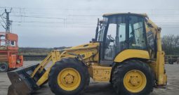 2011 Komatsu WB93