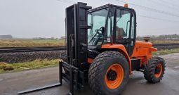2011 JCB 940